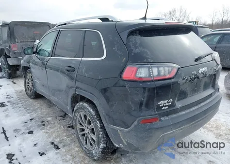 2018 Jeep Cherokee Latitude 4X4 from USA, damaged, VIN 1C4PJMCB4JD515531